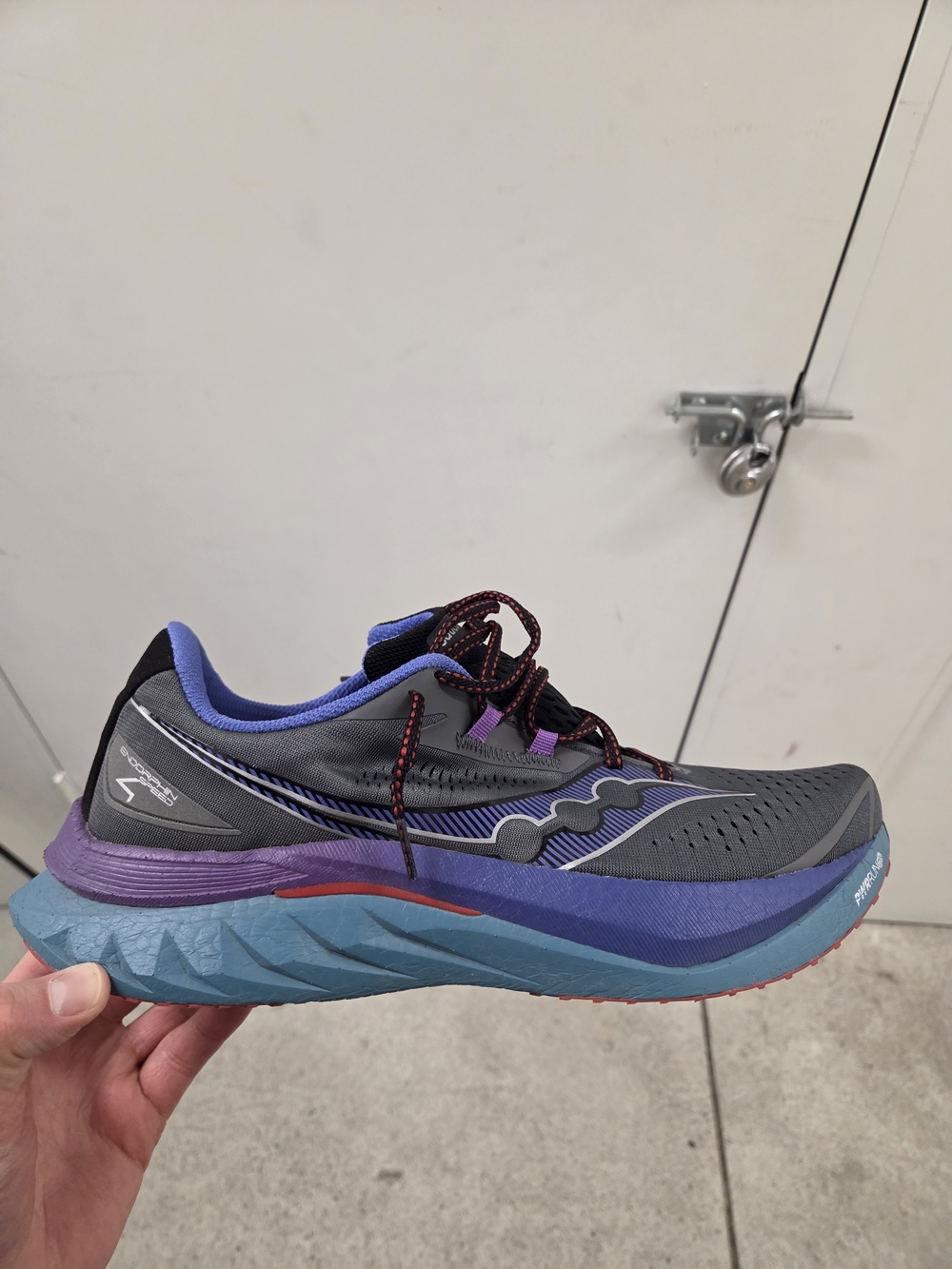 Saucony Endoprhin Speed 4, Men 13, Shadow
